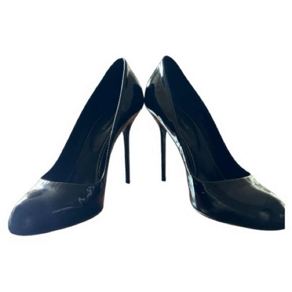 Sergio Rossi Patent Leather Black Heels - Picture 2 of 7